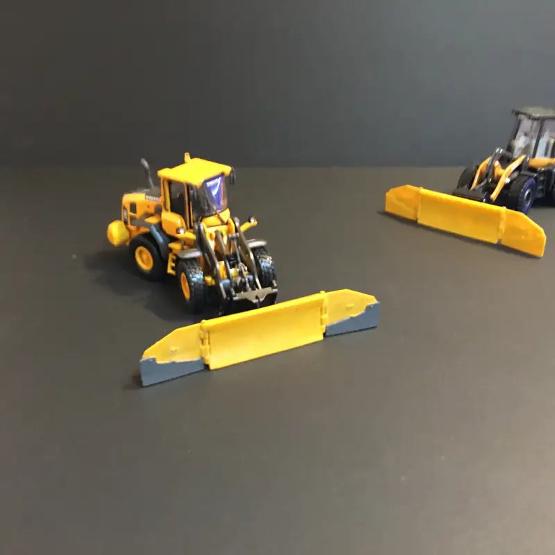 Load image into Gallery viewer, VOLVO - 1/50 - L90 WHEEL LOADER WITH QUICK CONNECT MP