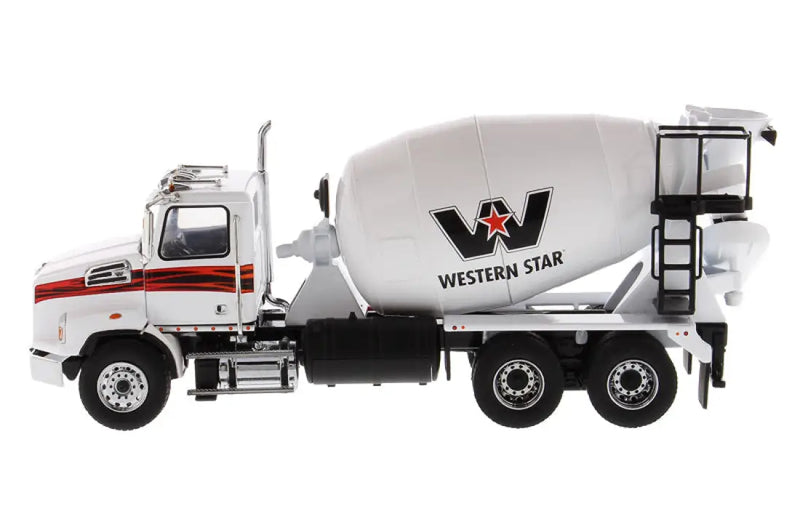 Chargez l'image dans la visionneuse de la galerie, WESTERN STAR - 1/50 - 4700 SB CONCRETE MIXER WHITE CAB &
