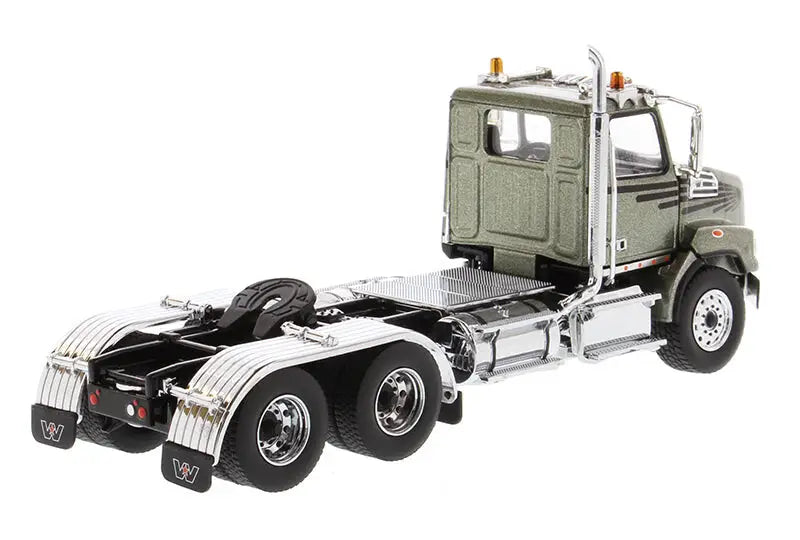 Load image into Gallery viewer, WESTERN STAR - 1/50 - 4700 SB TANDEM TRACTOR METALLIC OLIVE