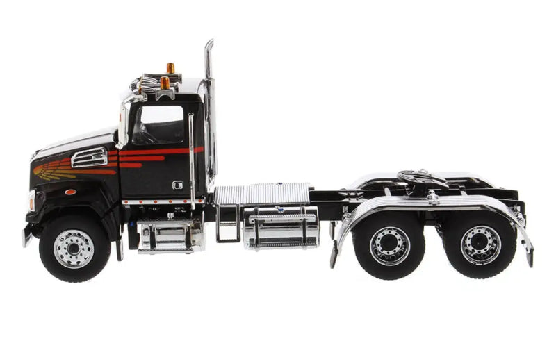 Chargez l'image dans la visionneuse de la galerie, WESTERN STAR - 1/50 - 4700 SF TANDEM TRACTOR METALLIC BLACK