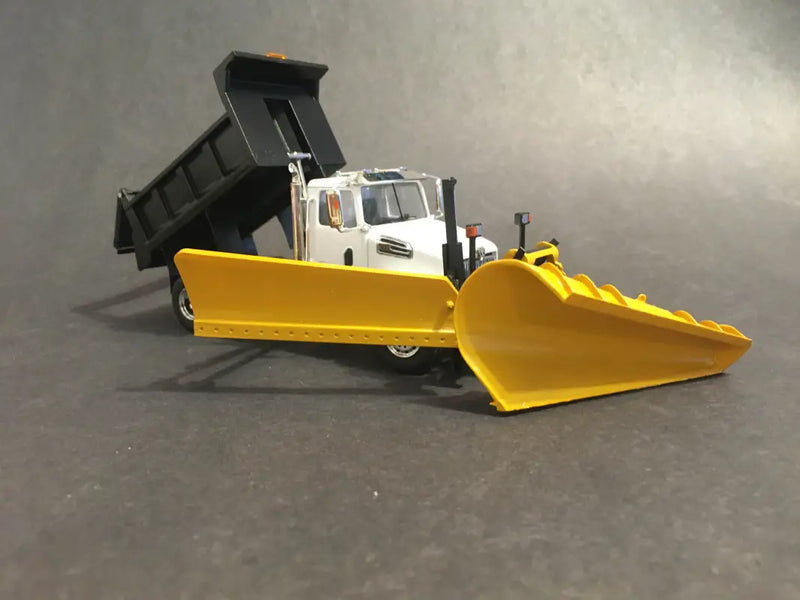Chargez l'image dans la visionneuse de la galerie, WESTERN STAR - 1/50 - 4700 (WHITE) 6 WHEELS DUMP TRUCK SNOW