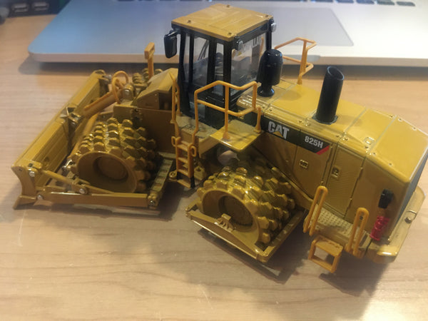 1/50 - USED CAT 825H Norscot Soil Compactor