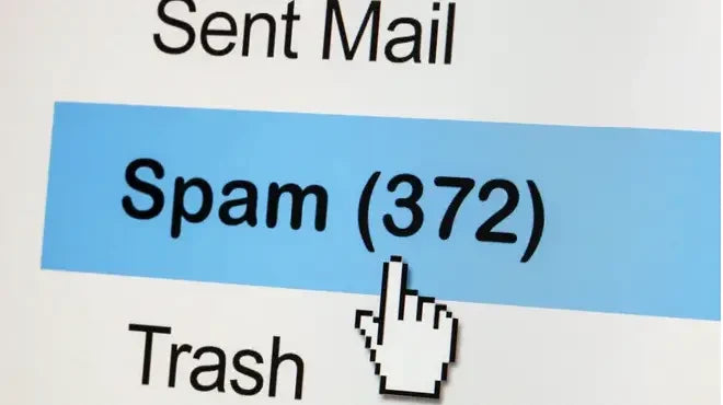 Notre email peut être déplacé vers le spam