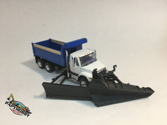 1/50 - International Durastar (white) 10 Wheelers Snow Equipped