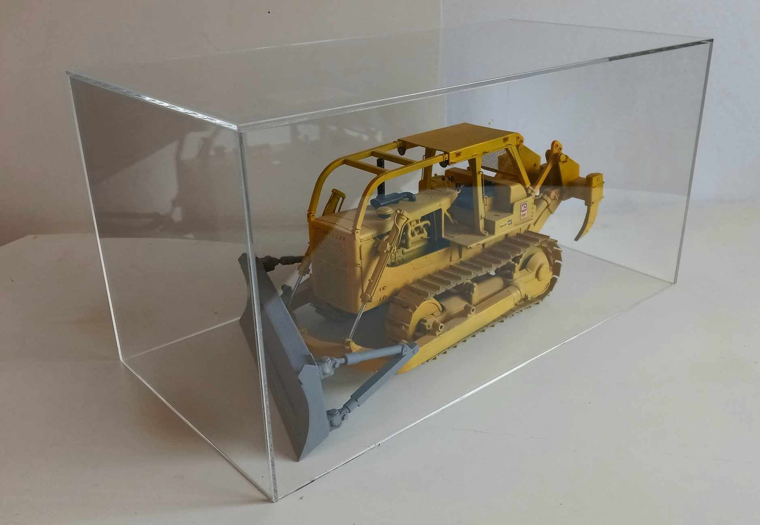 Acrylic Case Display Box Transparent - Model 40 - Amt Dozer – PAPYHOBBY ...