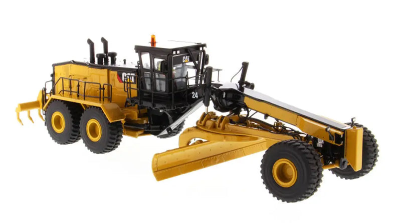 Load image into Gallery viewer, CAT - 1/50 - 24 MOTOR GRADER - DIECAST | SCALE | MOTOR
