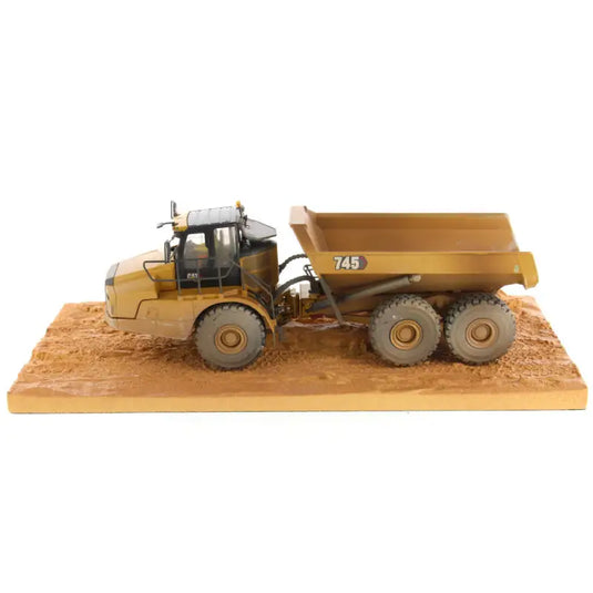 CAT - 1/50 - 745 WEATHERED ARTICULATED TRUCK - DIECAST