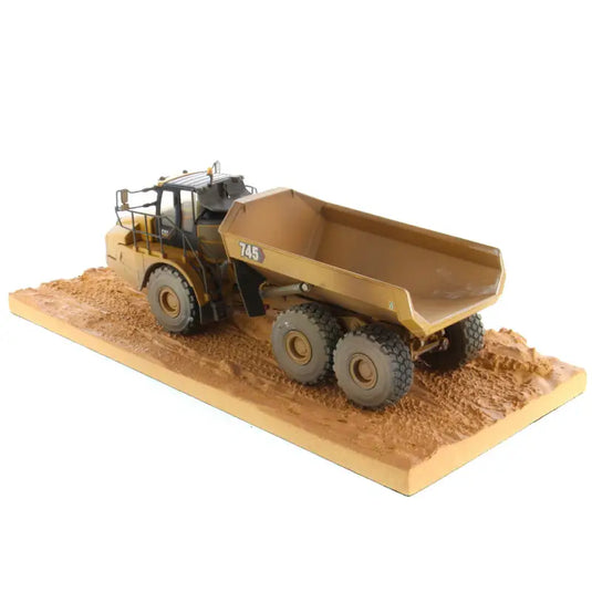 CAT - 1/50 - 745 WEATHERED ARTICULATED TRUCK - DIECAST