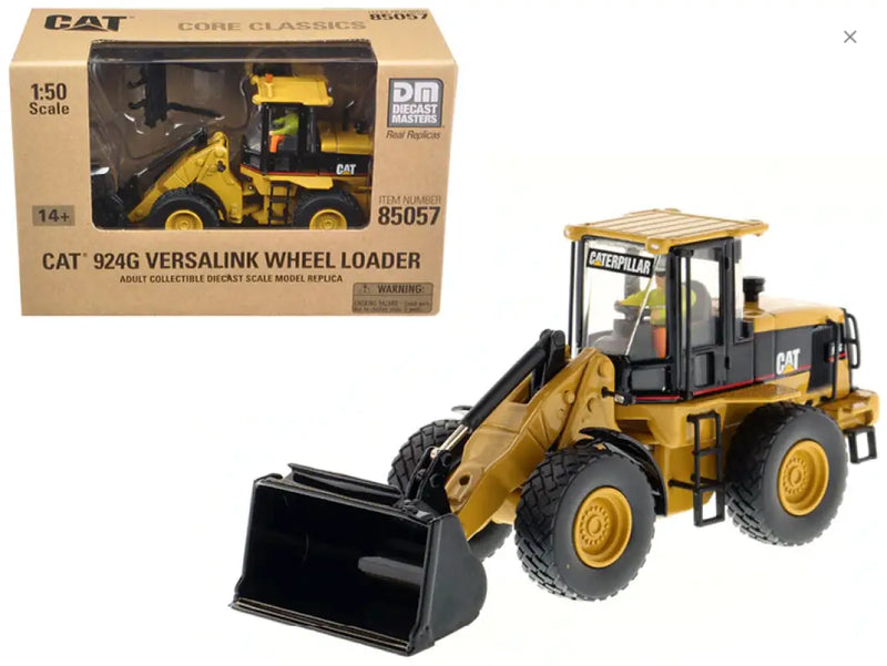 Load image into Gallery viewer, CAT - 1/50 - 924G VERSALINK WHEEL LOADER - DIECAST | SCALE
