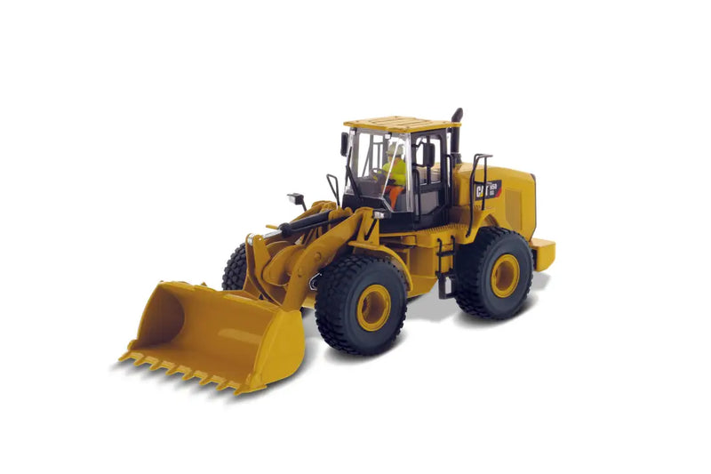 Chargez l&#39;image dans la visionneuse de la galerie, CAT - 1/50 - 950 GC WHEEL LOADER - DIECAST | SCALE | WHEEL
