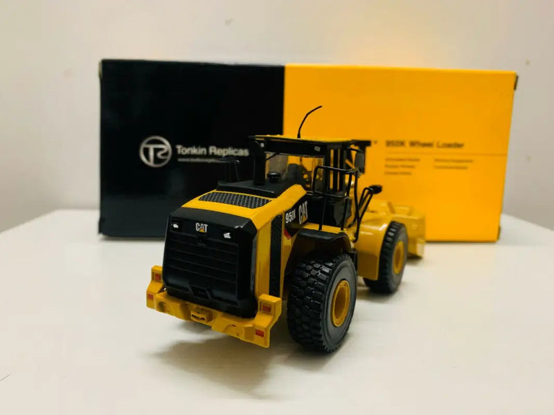 Load image into Gallery viewer, CAT - 1/50 - 950K WHEEL LOADER - DIECAST | SCALE | WHEEL
