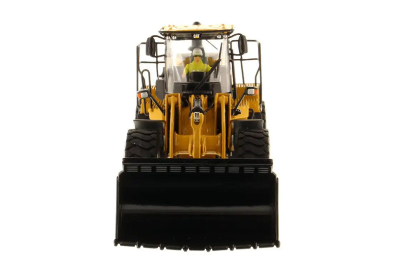 Chargez l&#39;image dans la visionneuse de la galerie, CAT - 1/50 - 972M WHEEL LOADER - DIECAST | SCALE | WHEEL
