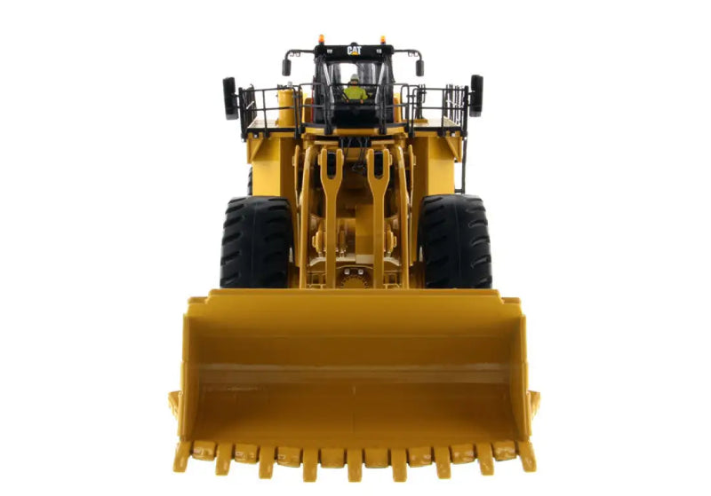 Chargez l&#39;image dans la visionneuse de la galerie, CAT - 1/50 - 994K WHEEL LOADER - ROCK BUCKET YELLOW VERSION
