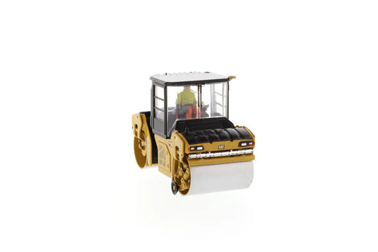 CAT - 1/50 - CB-13 TANDEM VIBRATORY ROLLER WITH CAB