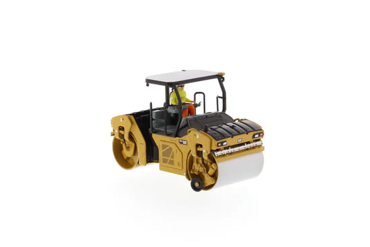 CAT - 1/50 - CB-13 TANDEM VIBRATORY ROLLER WITH ROPS