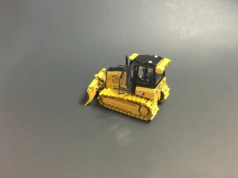 Chargez l&#39;image dans la visionneuse de la galerie, CAT - 1/50 - D3 DOZER - DIECAST | SCALE | TRACK-TYPE TRACTOR
