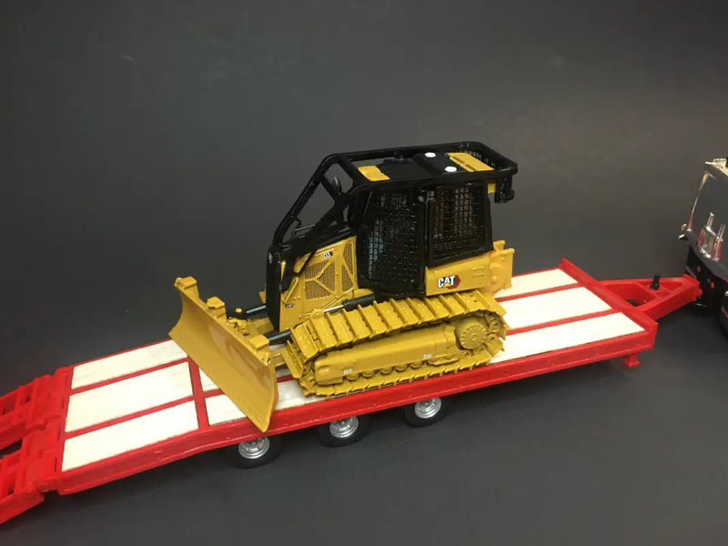 Load image into Gallery viewer, CAT - 1/50 - D3 FIRE SUPPRESSION DOZER - DIECAST | SCALE
