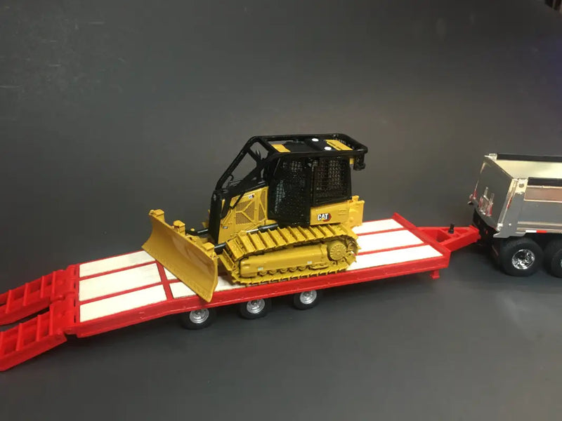 Load image into Gallery viewer, CAT - 1/50 - D3 FIRE SUPPRESSION DOZER - DIECAST | SCALE
