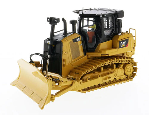 CAT - 1/50 - D7E TRACK TYPE TRACTOR - DIECAST | SCALE