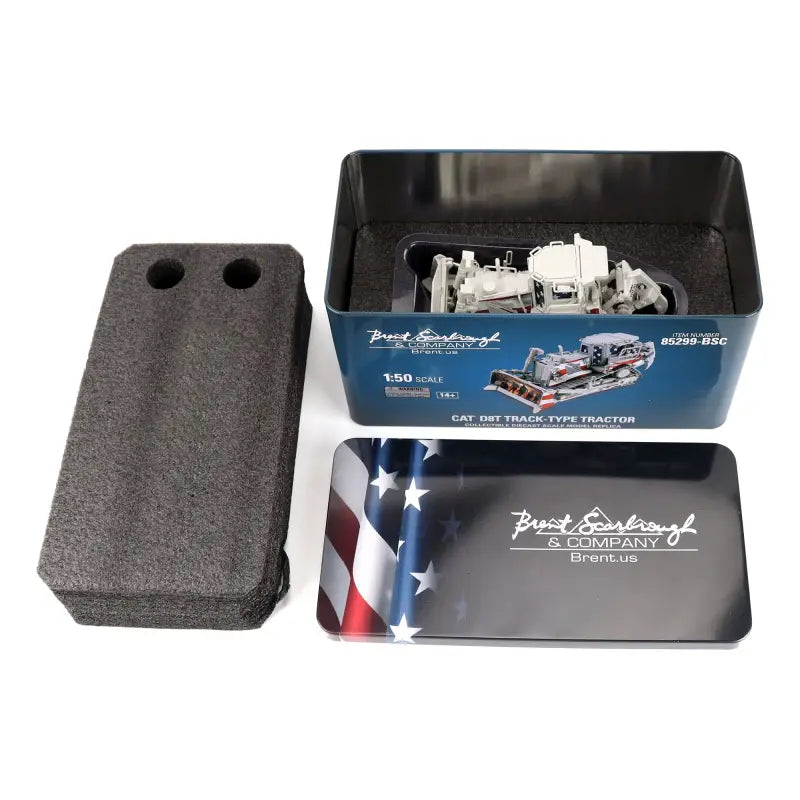 Chargez l&#39;image dans la visionneuse de la galerie, CAT - 1/50 - D8T TRACK-TYPE TRACTOR - BRENT SCARBROUGH
