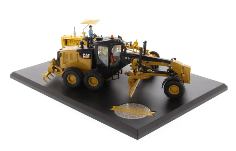 Load image into Gallery viewer, CAT - 1/50 - DIESEL NO. 12 &amp; 12M3 MOTOR GRADERS EVOLUTION
