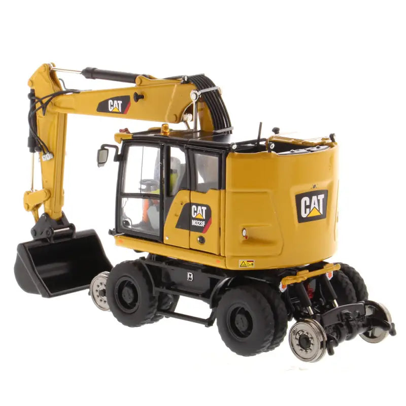 Chargez l&#39;image dans la visionneuse de la galerie, CAT - 1/50 - M323F RAILROAD WHEELED EXCAVATOR CAT YELLOW
