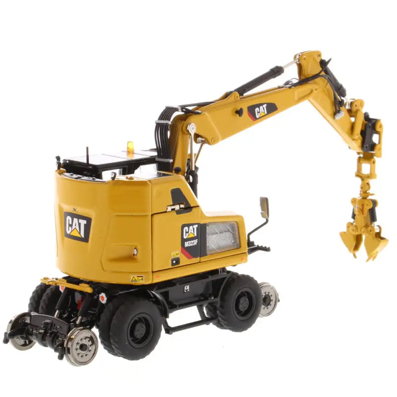 Chargez l&#39;image dans la visionneuse de la galerie, CAT - 1/50 - M323F RAILROAD WHEELED EXCAVATOR CAT YELLOW
