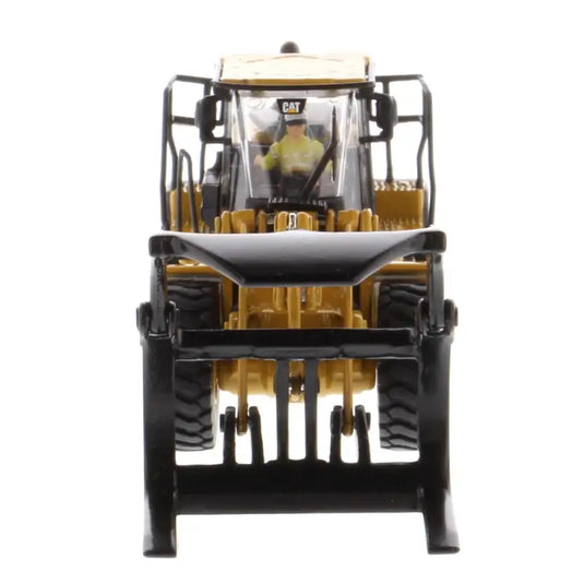 CAT - 1/87 - 972M WHEEL LOADER WITH LOG FORK - DIECAST