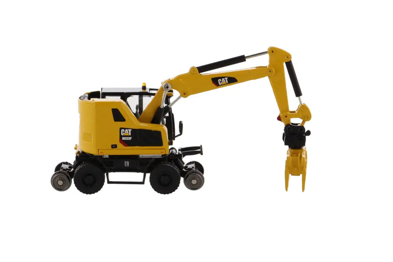 Chargez l&#39;image dans la visionneuse de la galerie, CAT - 1/87 - M323F RAILROAD WHEELED EXCAVATOR SAFETY YELLOW
