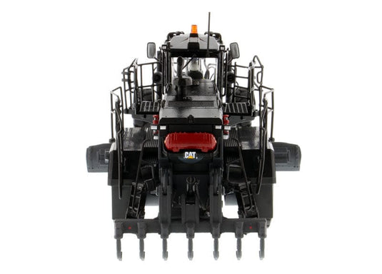 1/50 - 18M3 Motor Grader Special Black Finish Ltd Edition