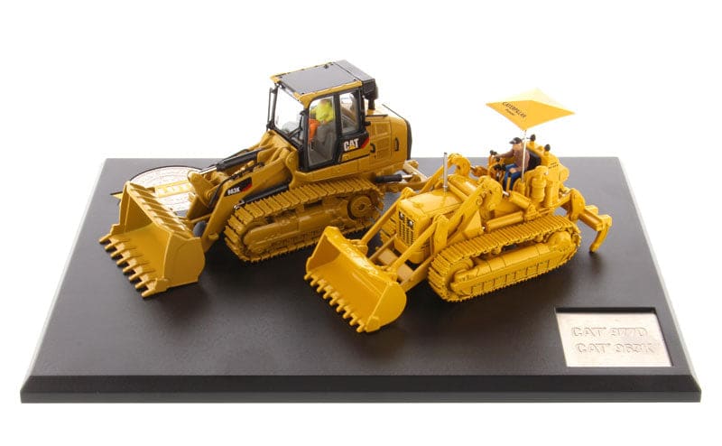 Load image into Gallery viewer, 1/50 - 977 &amp; 963K Track Loaders Evolution Series DIECAST
