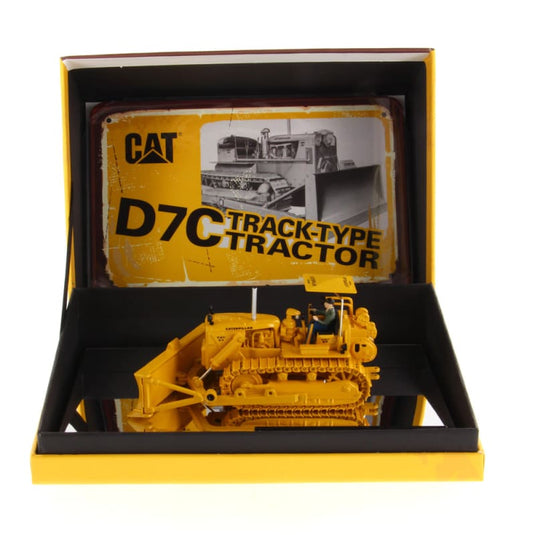 1/50 - D7C Track Type Tractor DIECAST | SCALE TRACK-TYPE