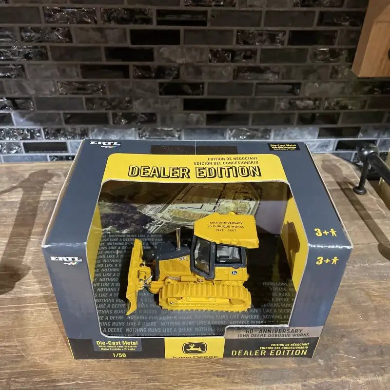 Load image into Gallery viewer, DEERE JOHN - 1/50 - 650J BULLDOZER - 60TH ANNIVERSARY
