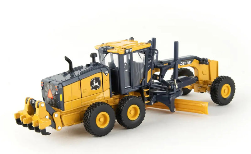 Load image into Gallery viewer, DEERE JOHN - 1/50 - 772 P-TIER MOTOR GRADER - DIECAST
