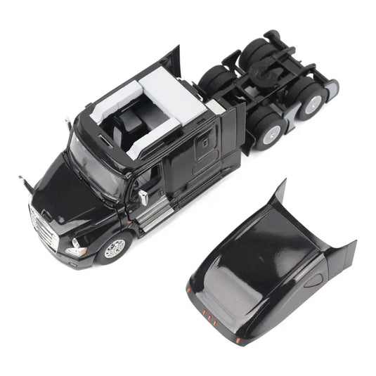 FREIGHTLINER - 1/50 - NEW CASCADIA 72’’ SLEEPER - OPEN HOOD