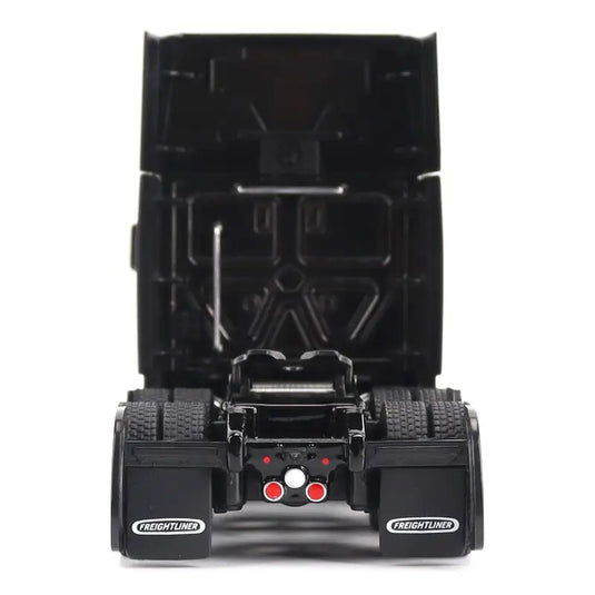 FREIGHTLINER - 1/50 - NEW CASCADIA 72’’ SLEEPER - OPEN HOOD