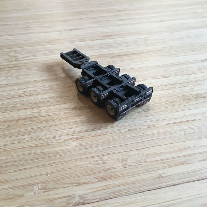 Load image into Gallery viewer, 1/50 - Tridem axle Booster / Rear Bridge DIECAST | SCALE
