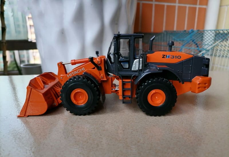 Load image into Gallery viewer, 1/50 - Hitachi ZW310 Wheel loader DIECAST | SCALE
