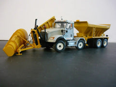 1/50 - International Hx 620 (light Gray) Twin Steer - 12 Wheelers - Full Snow Equipped