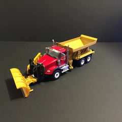 1/50 - International Hx 620 (red) Full Snow Equipped