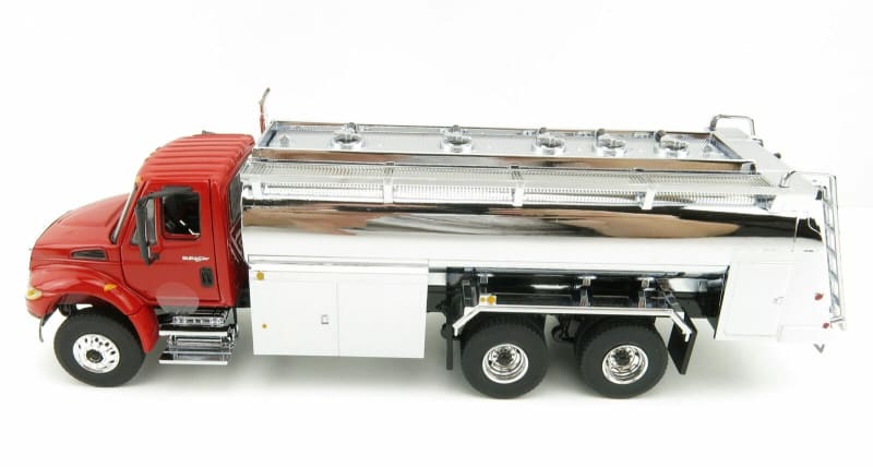 Chargez l&#39;image dans la visionneuse de la galerie, 1/50 - International DuraStar Fuel Tanker Red Chrome
