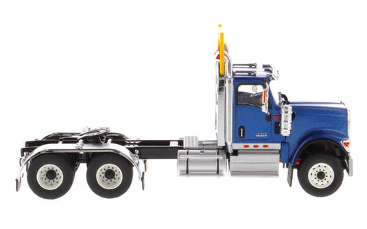1/50 - HX 520 Tandem Tractor Metallic Blue DIECAST | SCALE