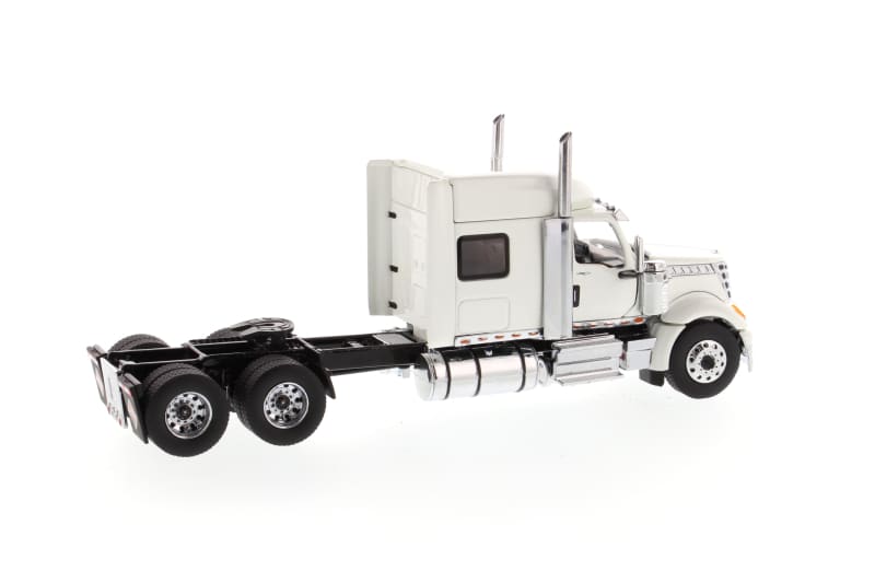 Load image into Gallery viewer, 1/50 - LoneStar Sleeper White DIECAST | SCALE TRUCK HIGHWAY
