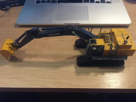 JOHN DEERE - 1/50 - 450D LC EXCAVATOR - DIECAST | SCALE