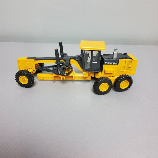 1/50 - 772CH Motor Grader Road Maintainer DIECAST | SCALE