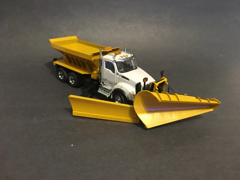 Chargez l&#39;image dans la visionneuse de la galerie, KENWORTH - 1/50 - KENWORTH T880 (WHITE) FULL SNOW EQUIPPED
