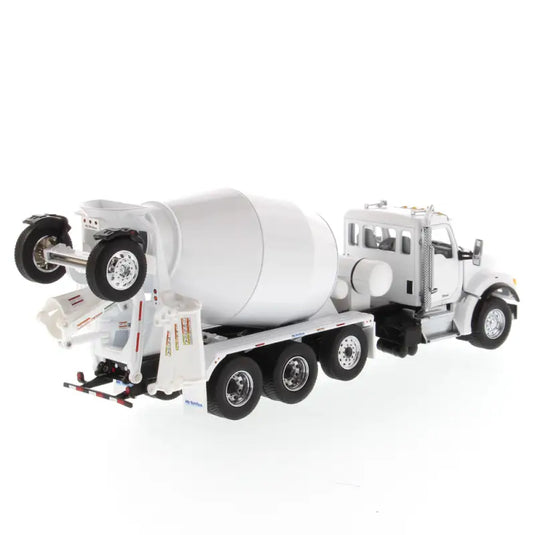 KENWORTH - 1/50 - T880 SBFA WITH MCNEILUS BRIDGEMASTER