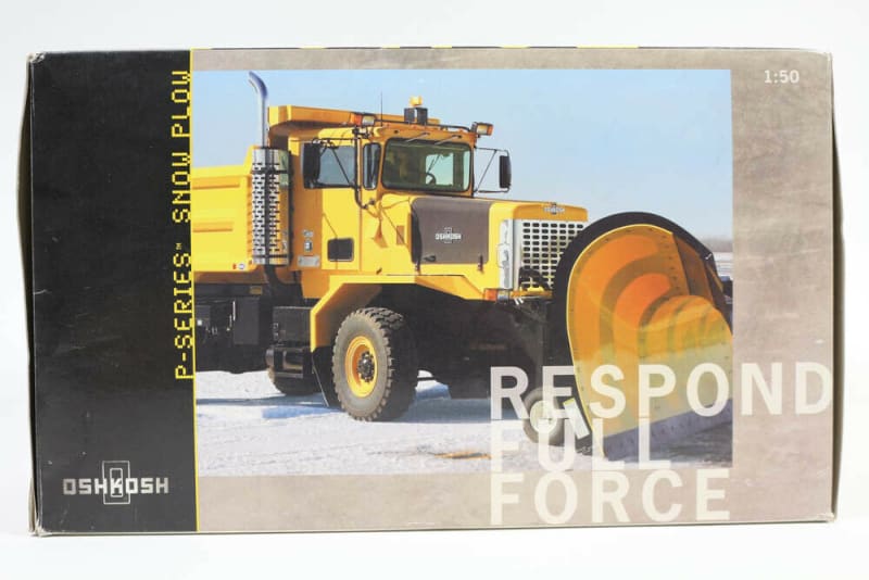 Load image into Gallery viewer, 1/50 - P-Series Snow Plow Truck 4x4 Yellow DIECAST | SCALE
