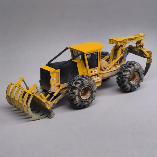 PAPYHOBBY - 1/24 - 630H GRAPPLE SKIDDER - COMPLETE