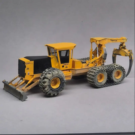 PAPYHOBBY - 1/24 - 635E GRAPPLE SKIDDER - SCALE MODEL